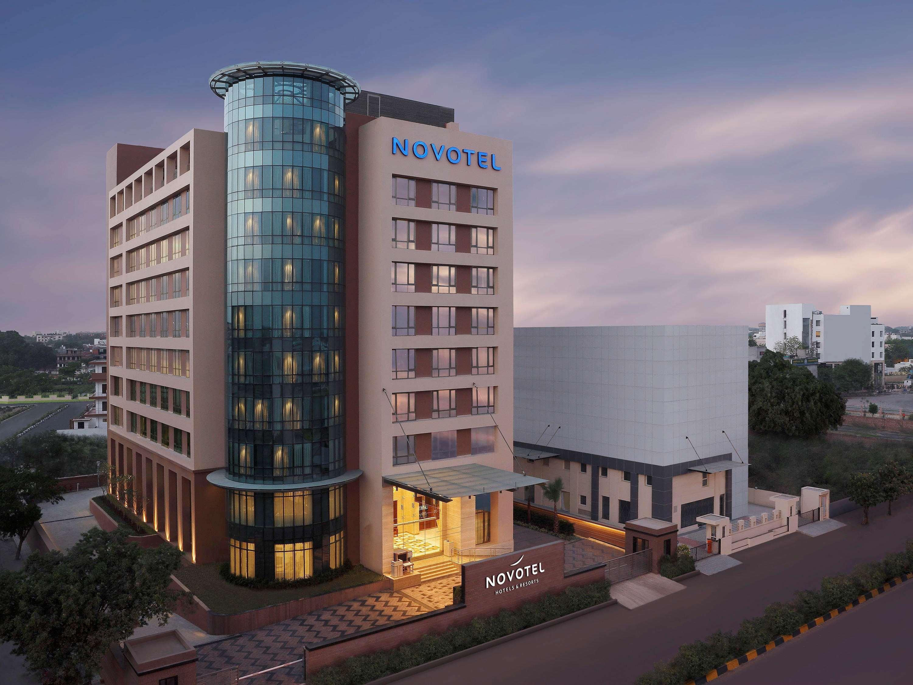 Novotel Lucknow Gomti Nagar Luaran gambar