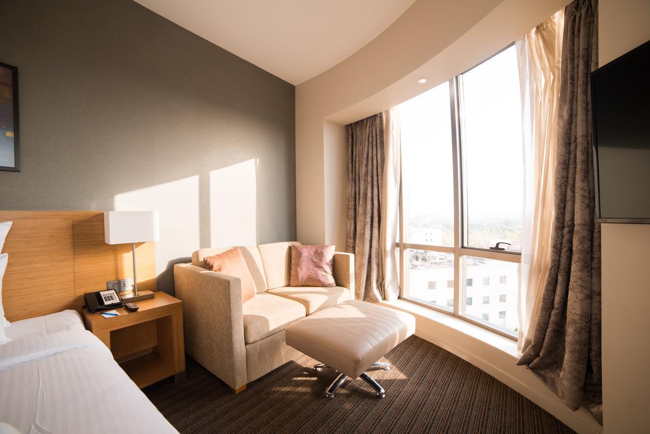 Novotel Lucknow Gomti Nagar Luaran gambar
